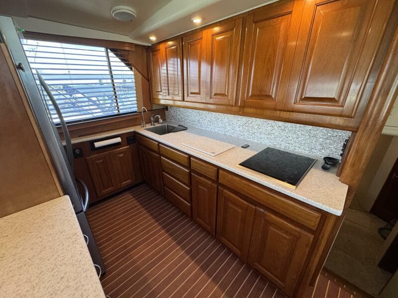 1995 Viking 58 Convertible