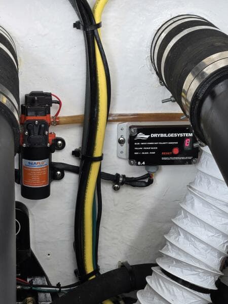 2007 Fountain 38 Express Cruiser