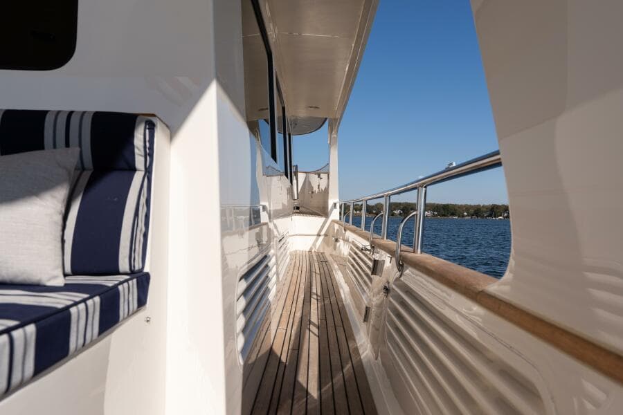 Marlow 72 GRIFFIN - Exterior