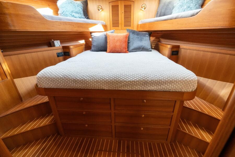 Marlow 72 GRIFFIN - VIP Guest Stateroom