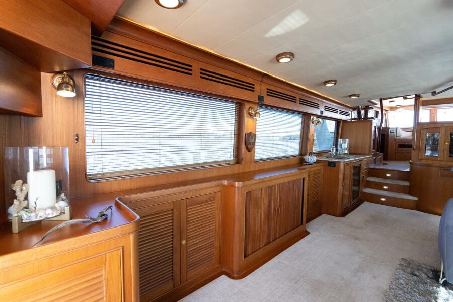 Marlow 72 GRIFFIN - Salon