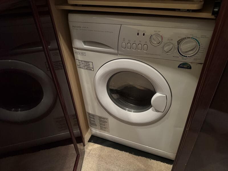 2007 Sea Ray 58 Sedan Bridge