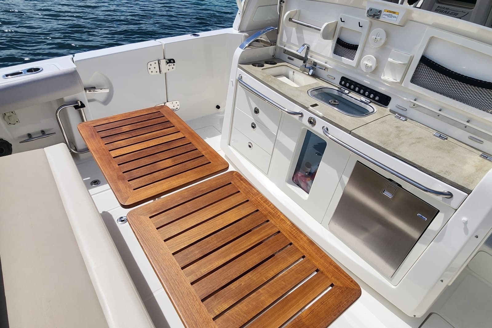 2020 Boston Whaler Outrage - Photo 7