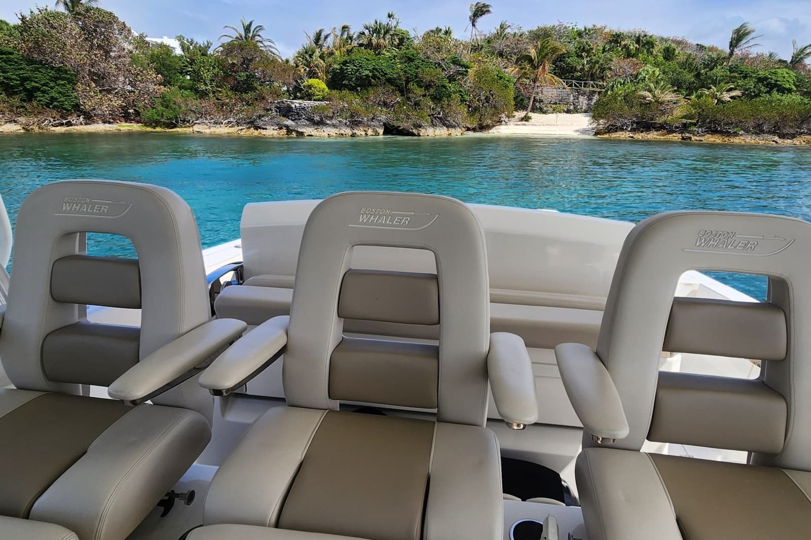 2020 Boston Whaler Outrage - Photo 12