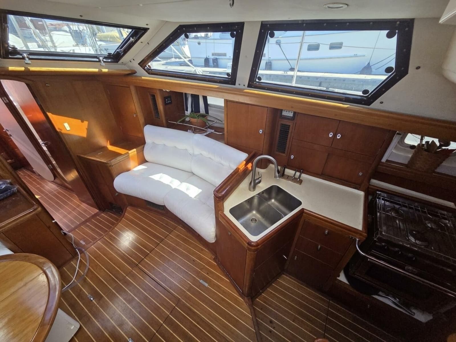 1998 Oyster 485 - Photo 8