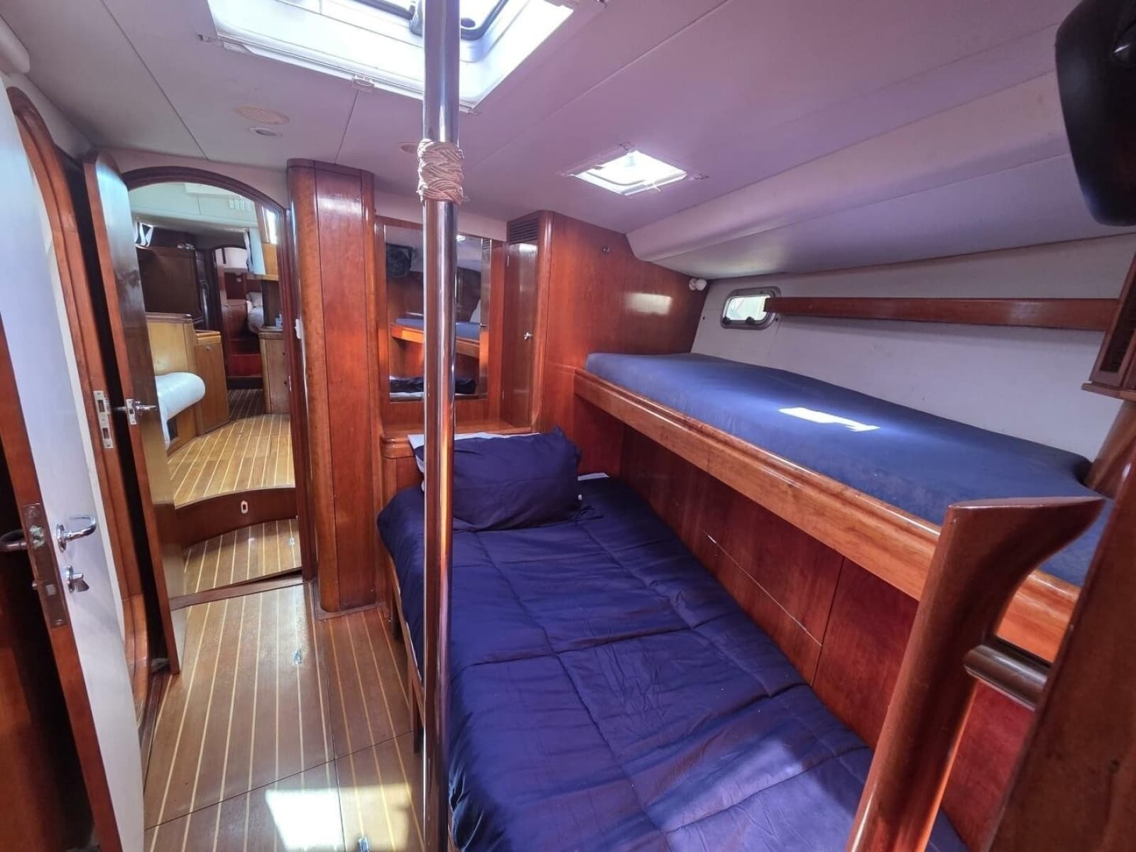 1998 Oyster 485 - Photo 24