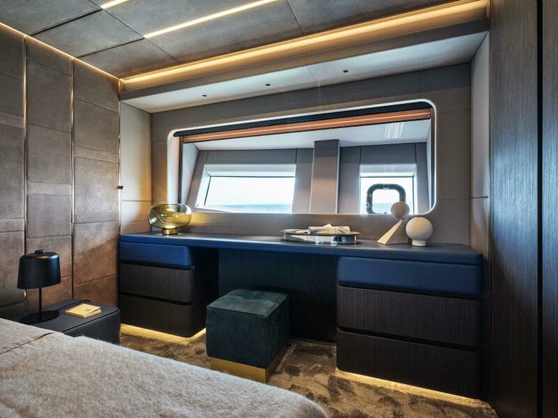 VIP Stateroom Stbd View