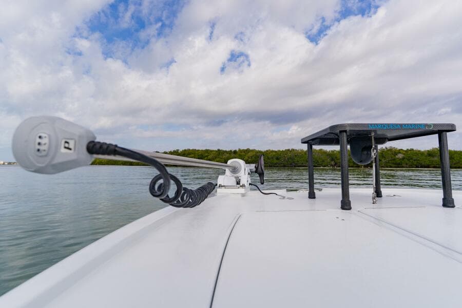 2026 Broadwater Boatworks 25 Bay Cat