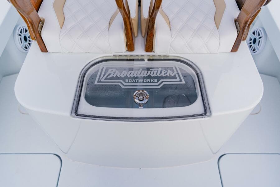 2026 Broadwater Boatworks 25 Bay Cat