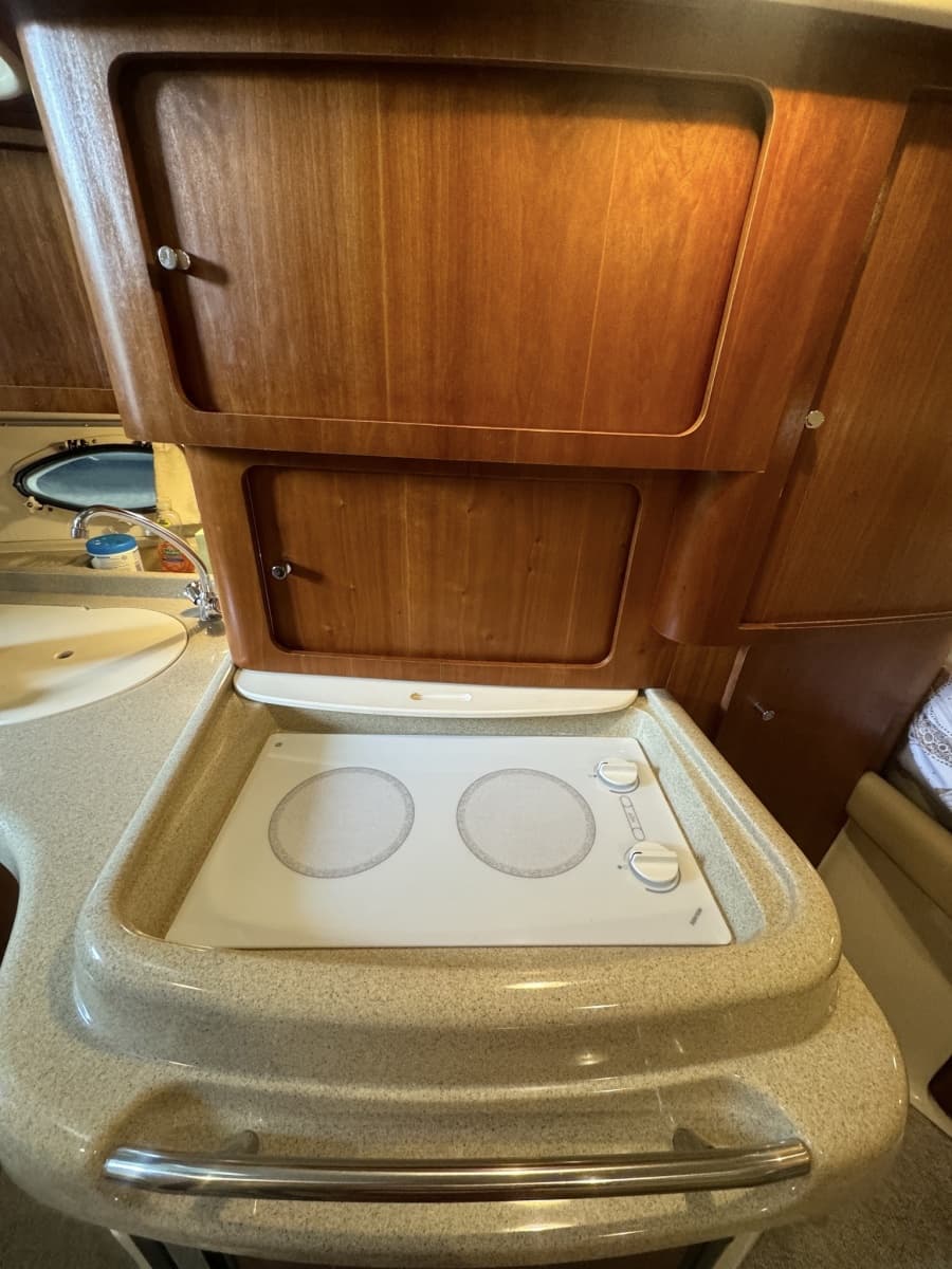 2003 Chris-Craft 328 Express Cruiser - Photo 21