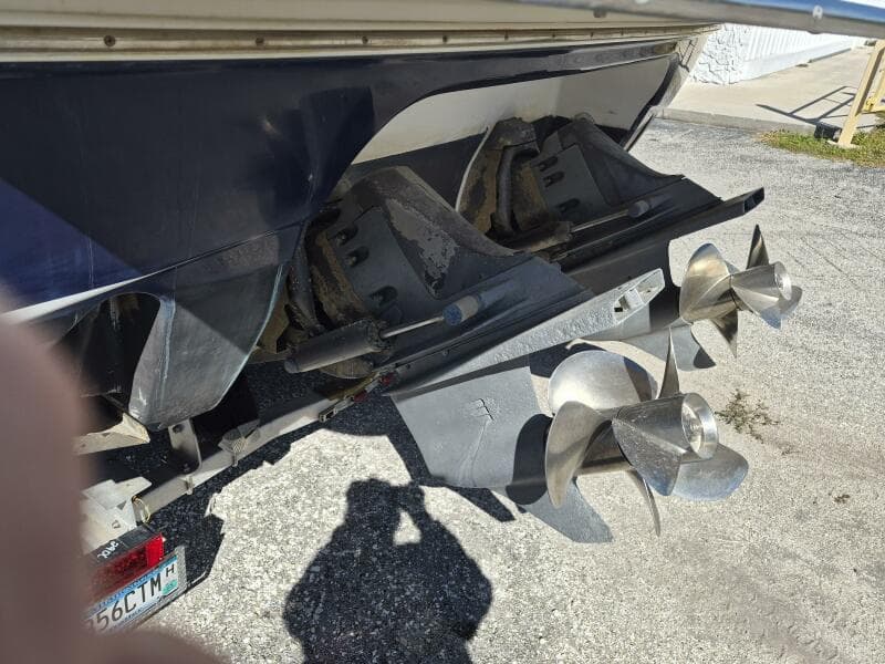 2003 Chris-Craft 328 Express Cruiser