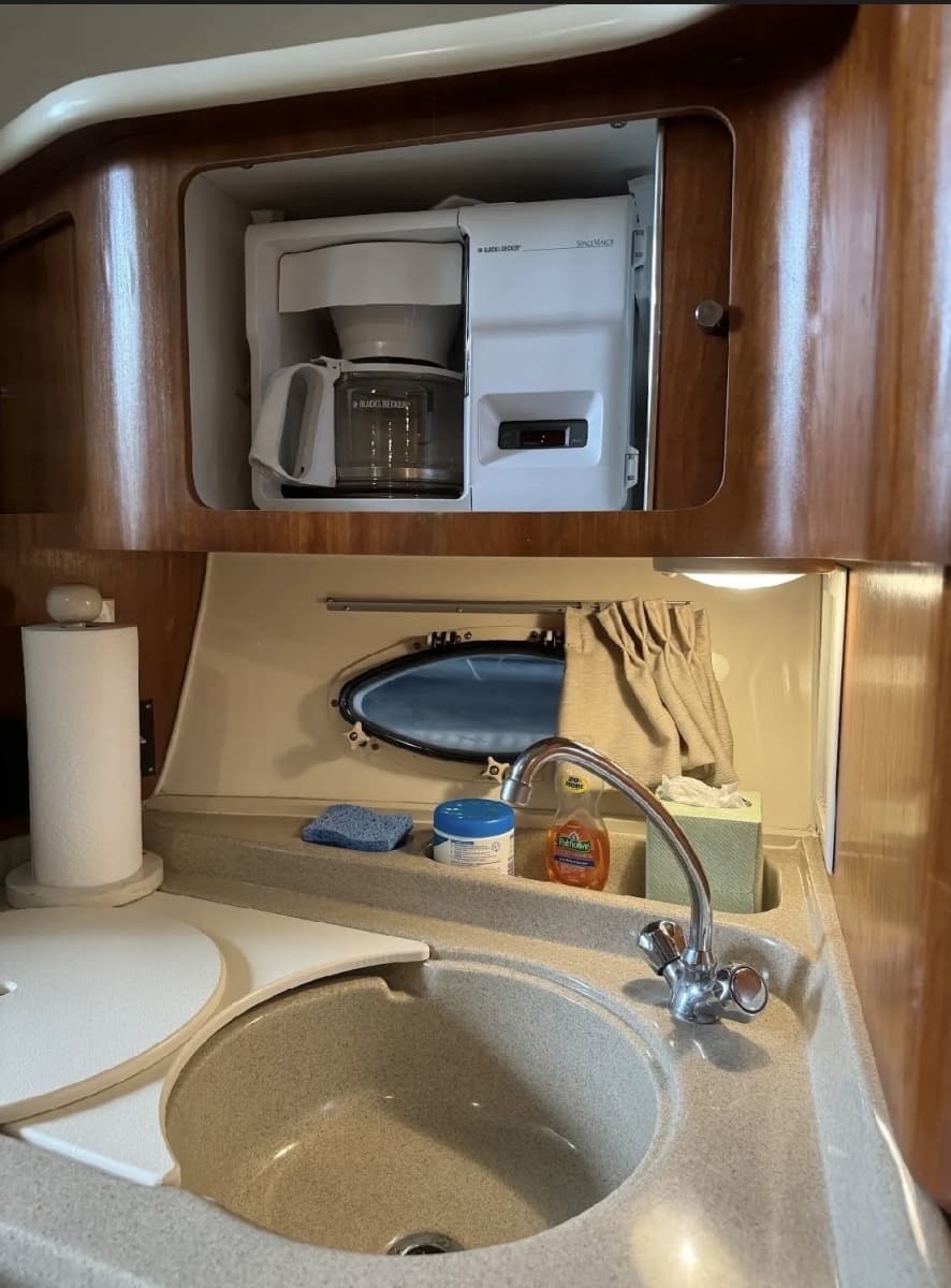 2003 Chris-Craft 328 Express Cruiser - Photo 18