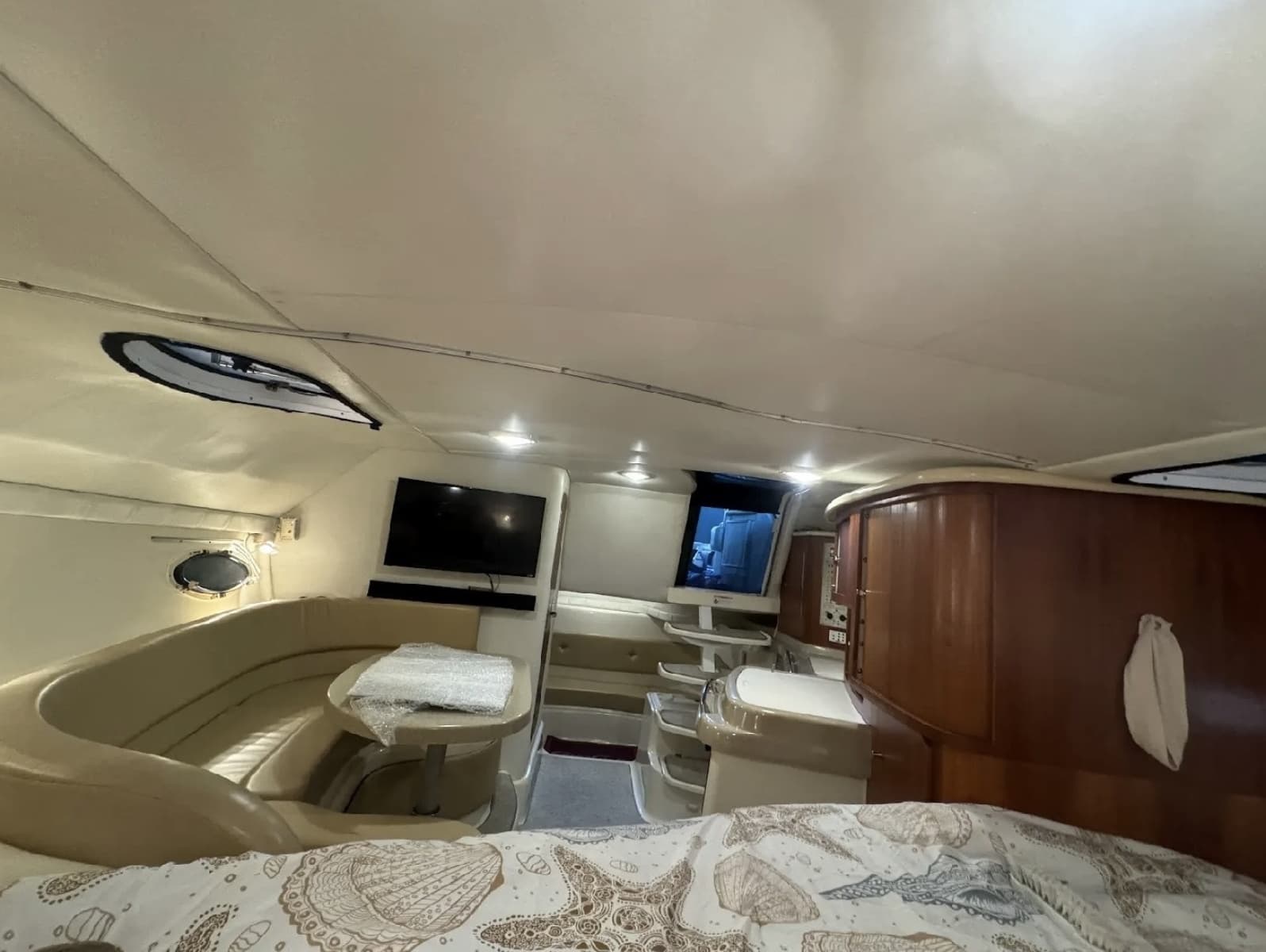 2003 Chris-Craft 328 Express Cruiser - Photo 15