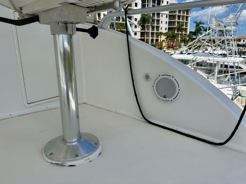 Ocean Yachts 50 GOLD COAST - Fly Bridge Helm