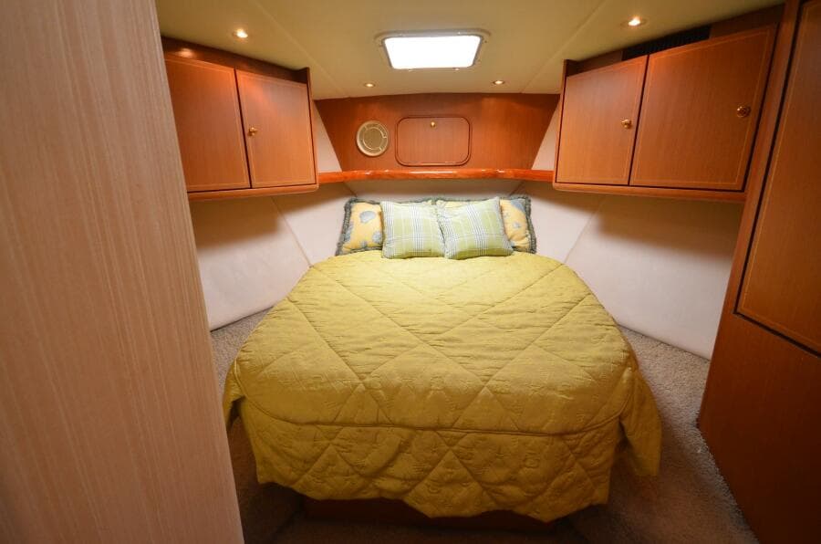 Ocean Yachts 50 GOLD COAST - VIP Guest Stateroom