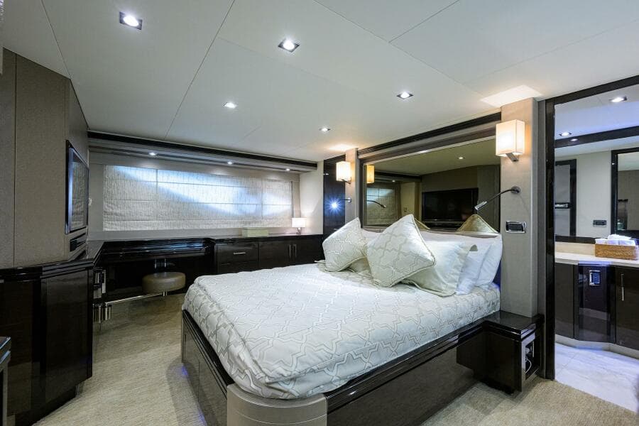Marquis 66 ANDIAMO - Master Stateroom
