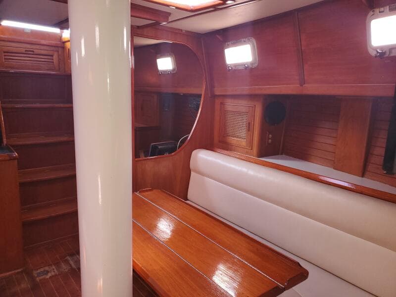 1987 Celestial Center Cockpit