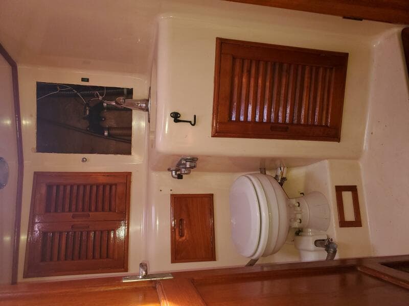 1987 Celestial Center Cockpit