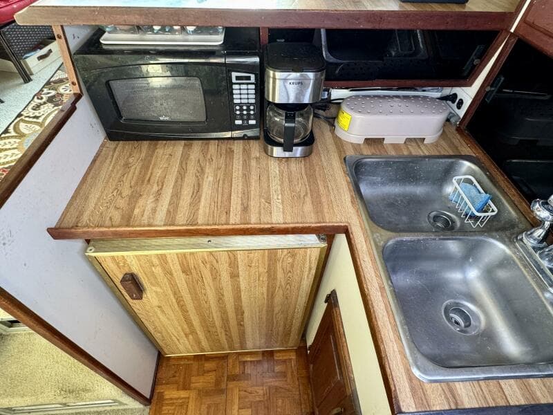 1979 Silverton 34 Convertible