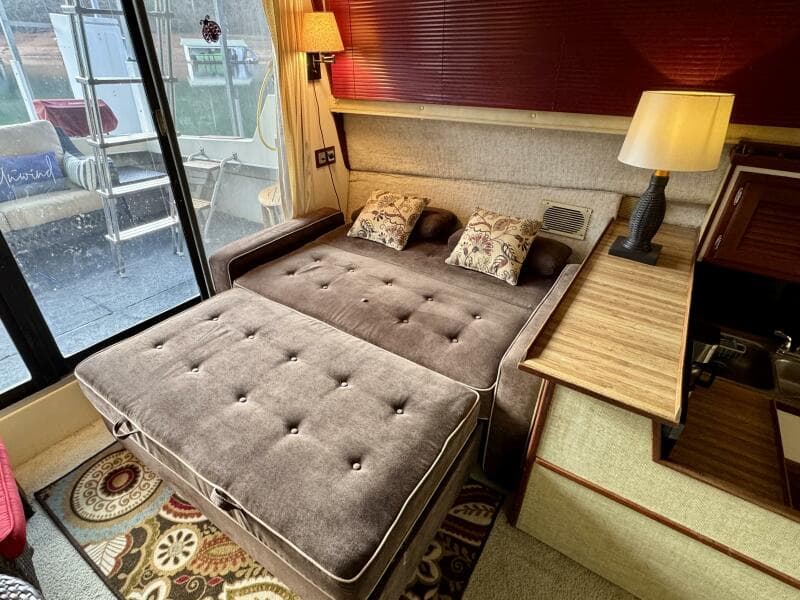 1979 Silverton 34 Convertible