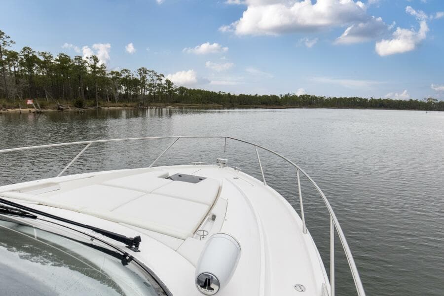 2019 Tiara Yachts C49 Coupe Bow (2)