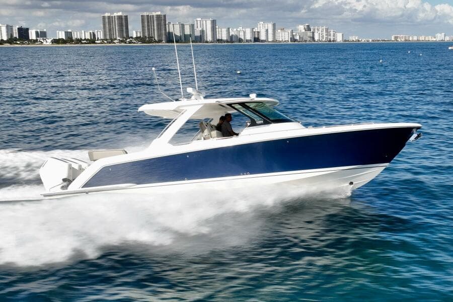 2023 Tiara Yachts 38 LS - Photo 1