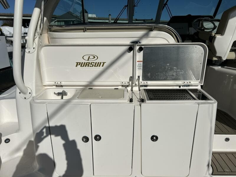 2018 Pursuit OS 385 Offshore