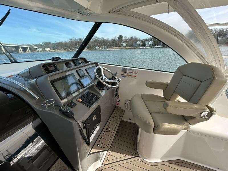 2018 Pursuit OS 385 Offshore