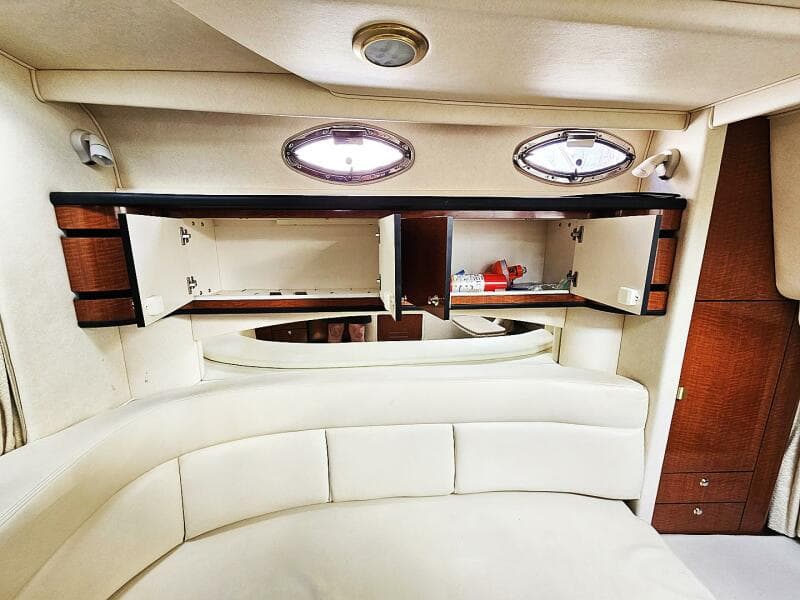 2004 Sea Ray 300 Sundancer - Photo 18