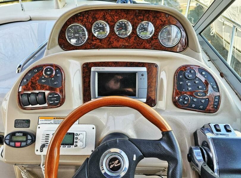 2004 Sea Ray 300 Sundancer - Photo 3