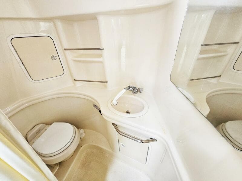 2004 Sea Ray 300 Sundancer - Photo 20