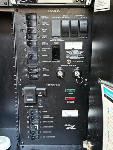 2004 Sea Ray 300 Sundancer - Photo 30