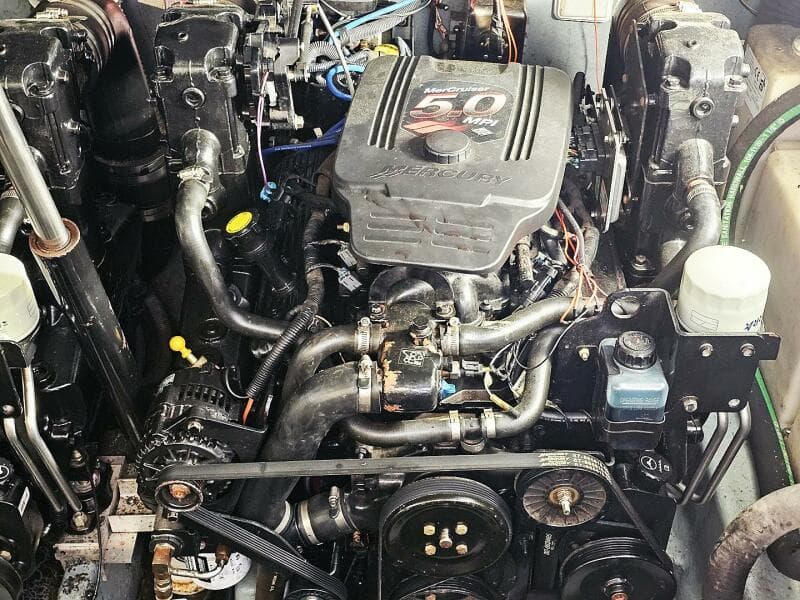 2004 Sea Ray 300 Sundancer - Photo 24