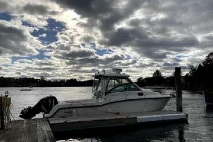 2014 Boston Whaler 285 Conquest