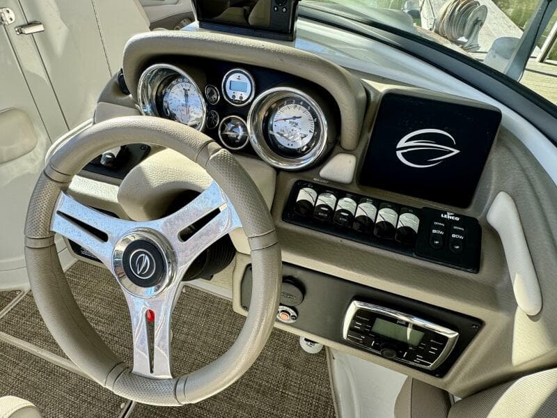 2016 Crownline Eclipse E4