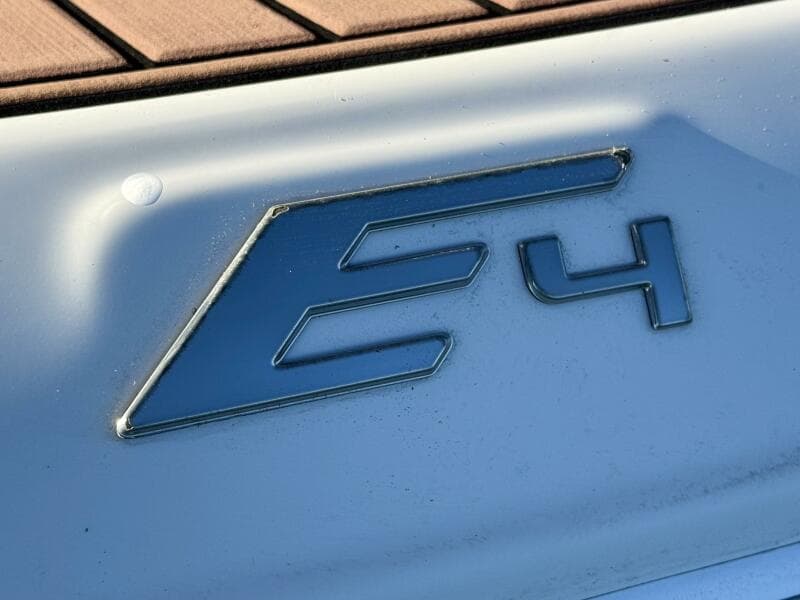 2016 Crownline Eclipse E4