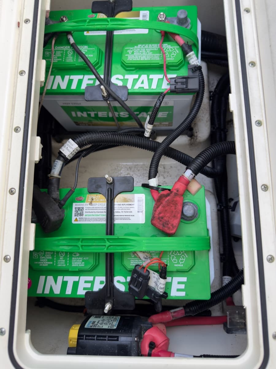 2016 Boston Whaler 350 Outrage