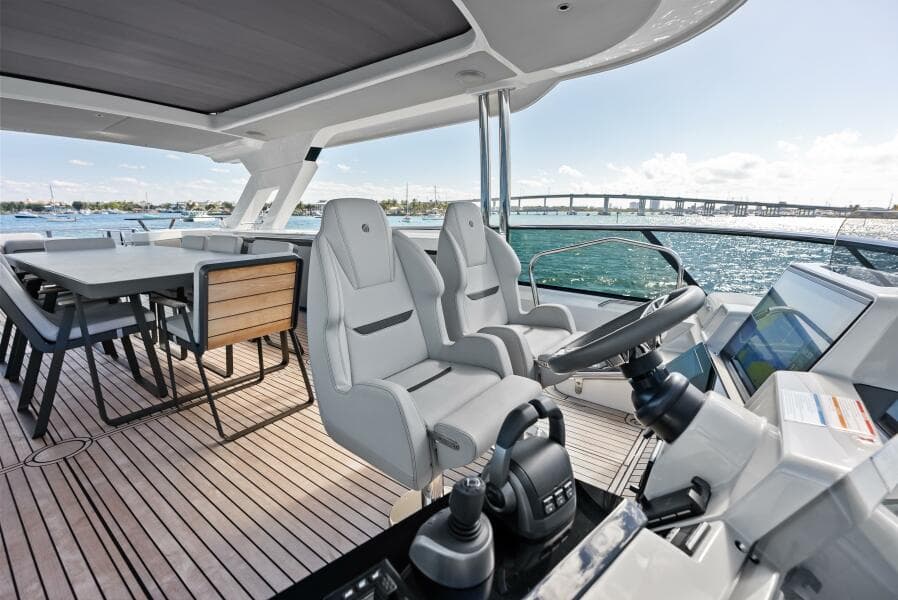 2025 Absolute 75 Navetta