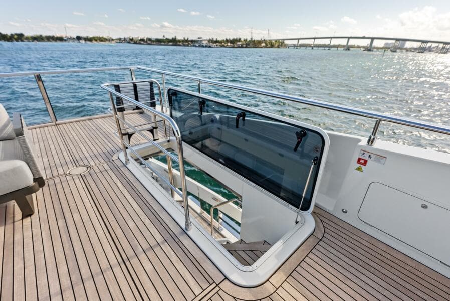 2025 Absolute 75 Navetta