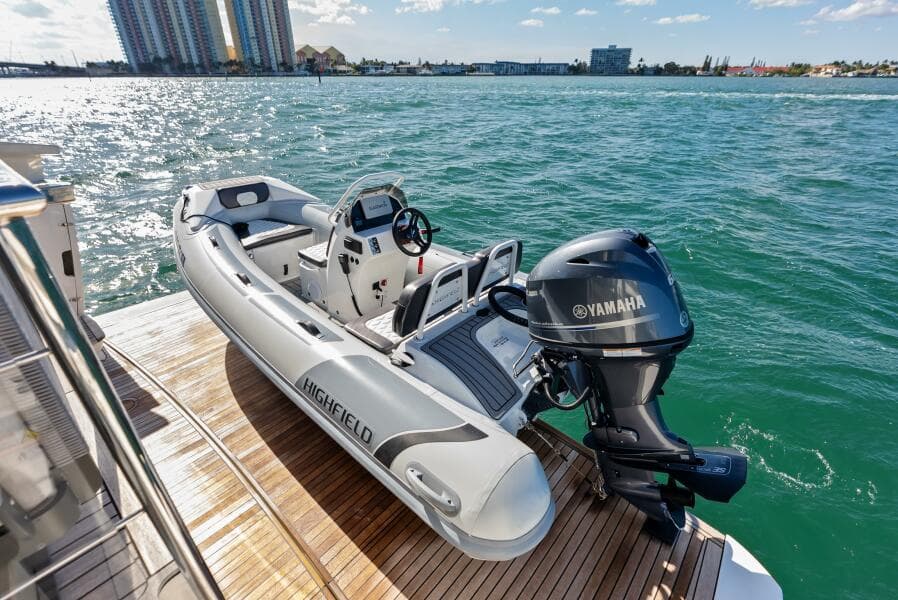 2025 Absolute 75 Navetta