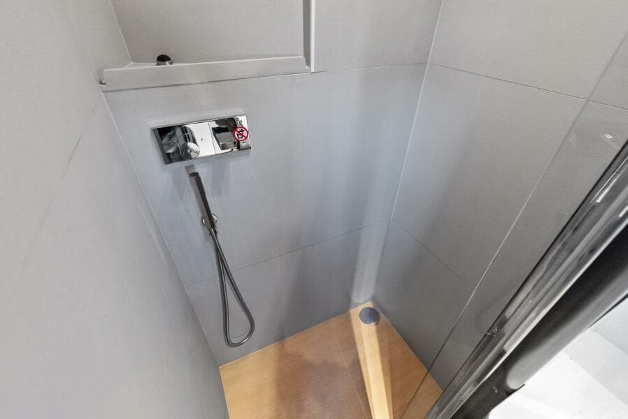 2025 Absolute 75 Navetta