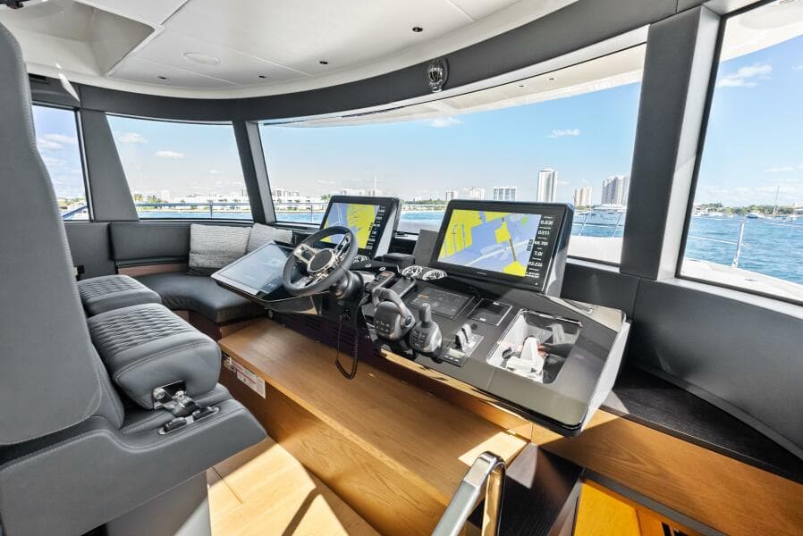 2025 Absolute 75 Navetta