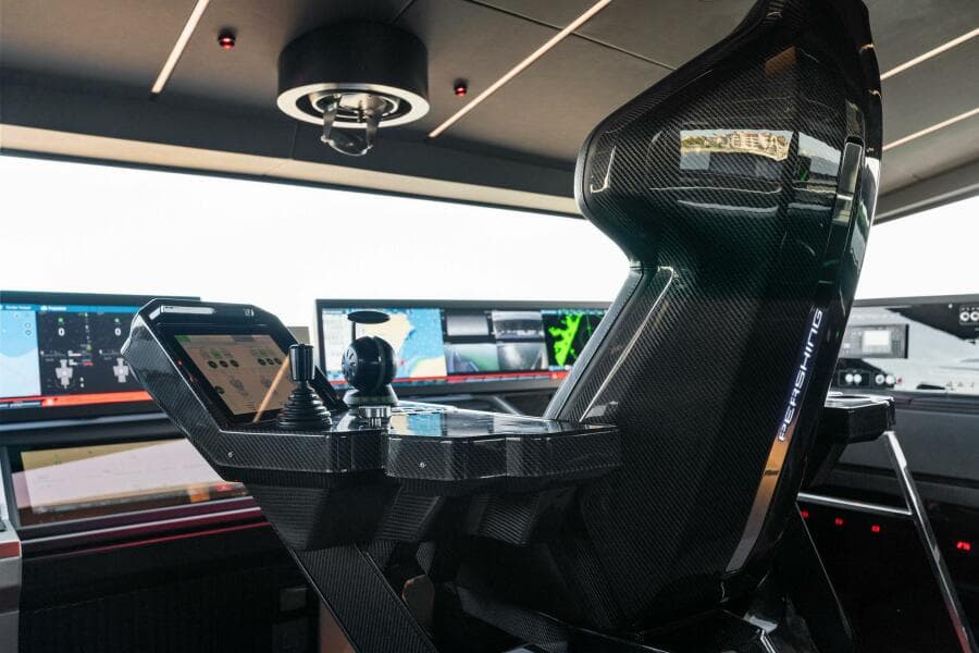 2023 Pershing GTX Motoryacht