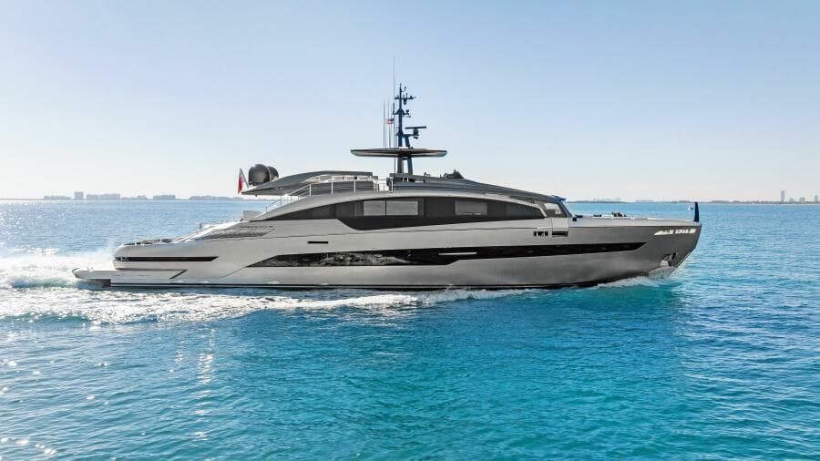 2023 Pershing GTX Motoryacht