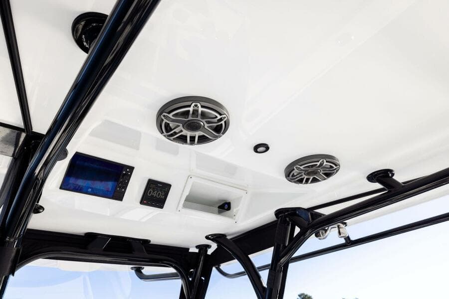 2023 Yellowfin 32 Offshore