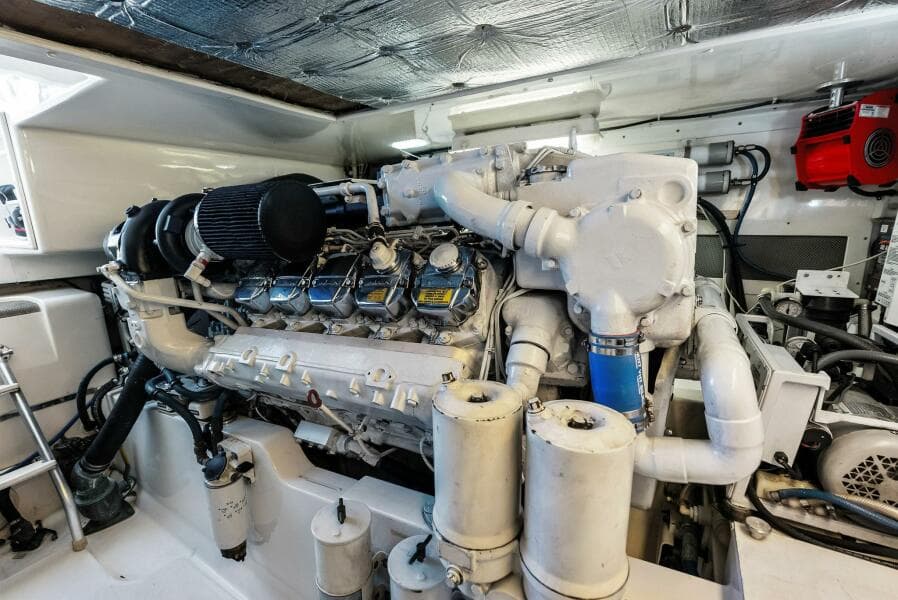 2006 Cabo 45 Express