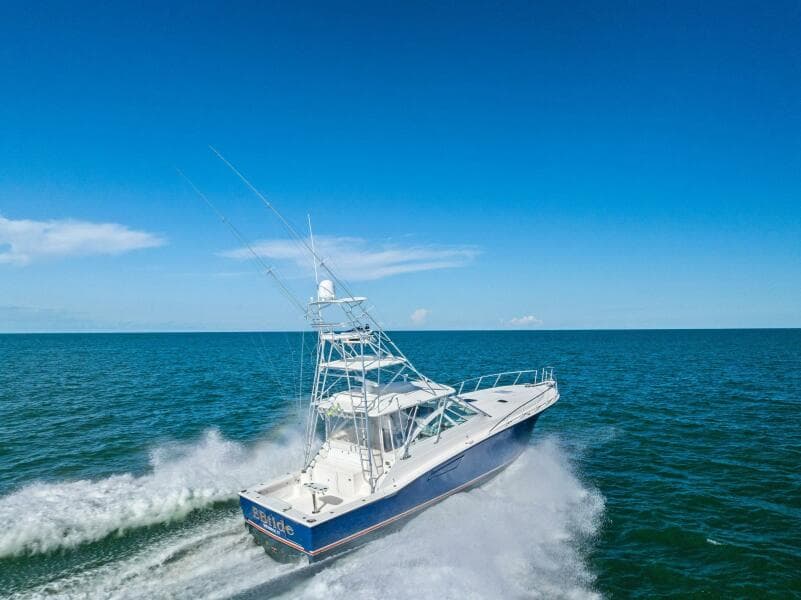 2006 Cabo 45 Express