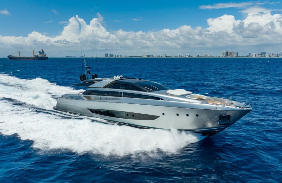 2014 Riva Mythos