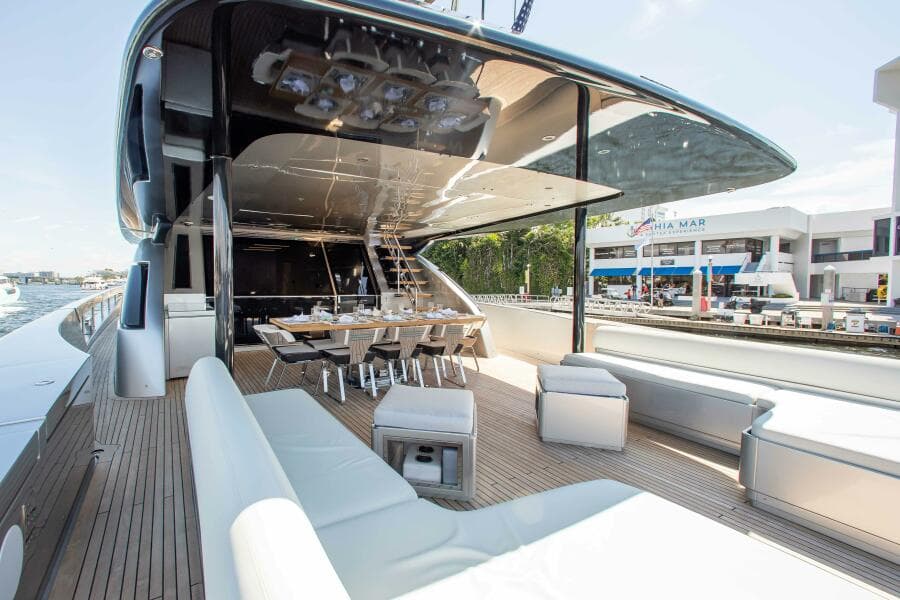 2014 Riva Mythos