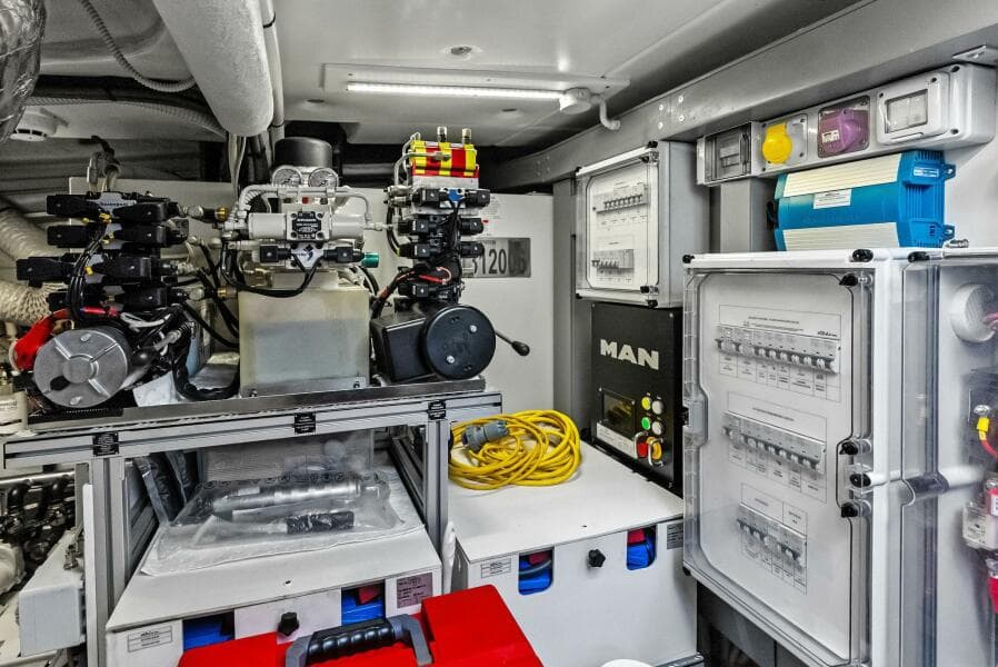 2021 Riva 56' Rivale